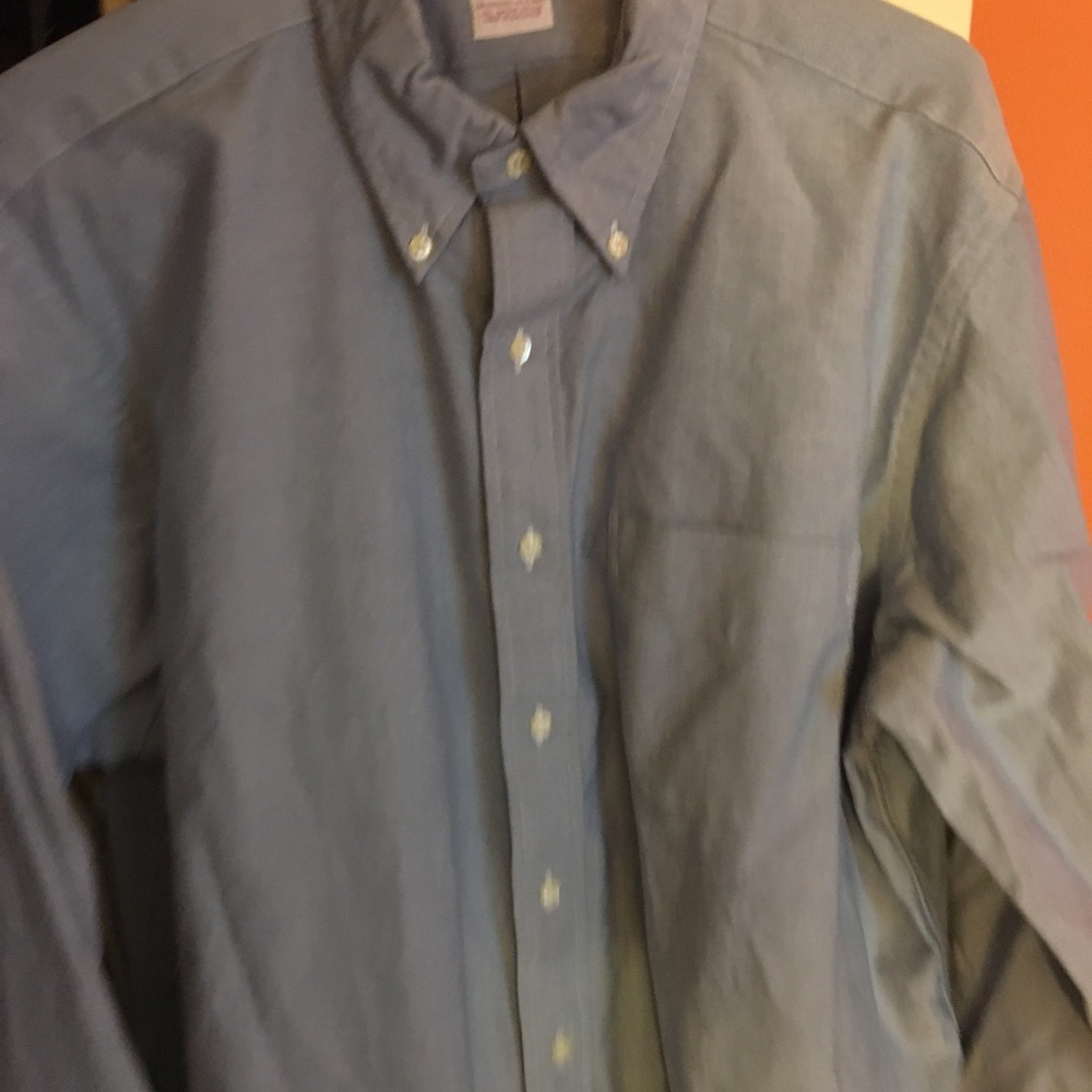 Brooks Brothers 346 men’s dress shirt light blue